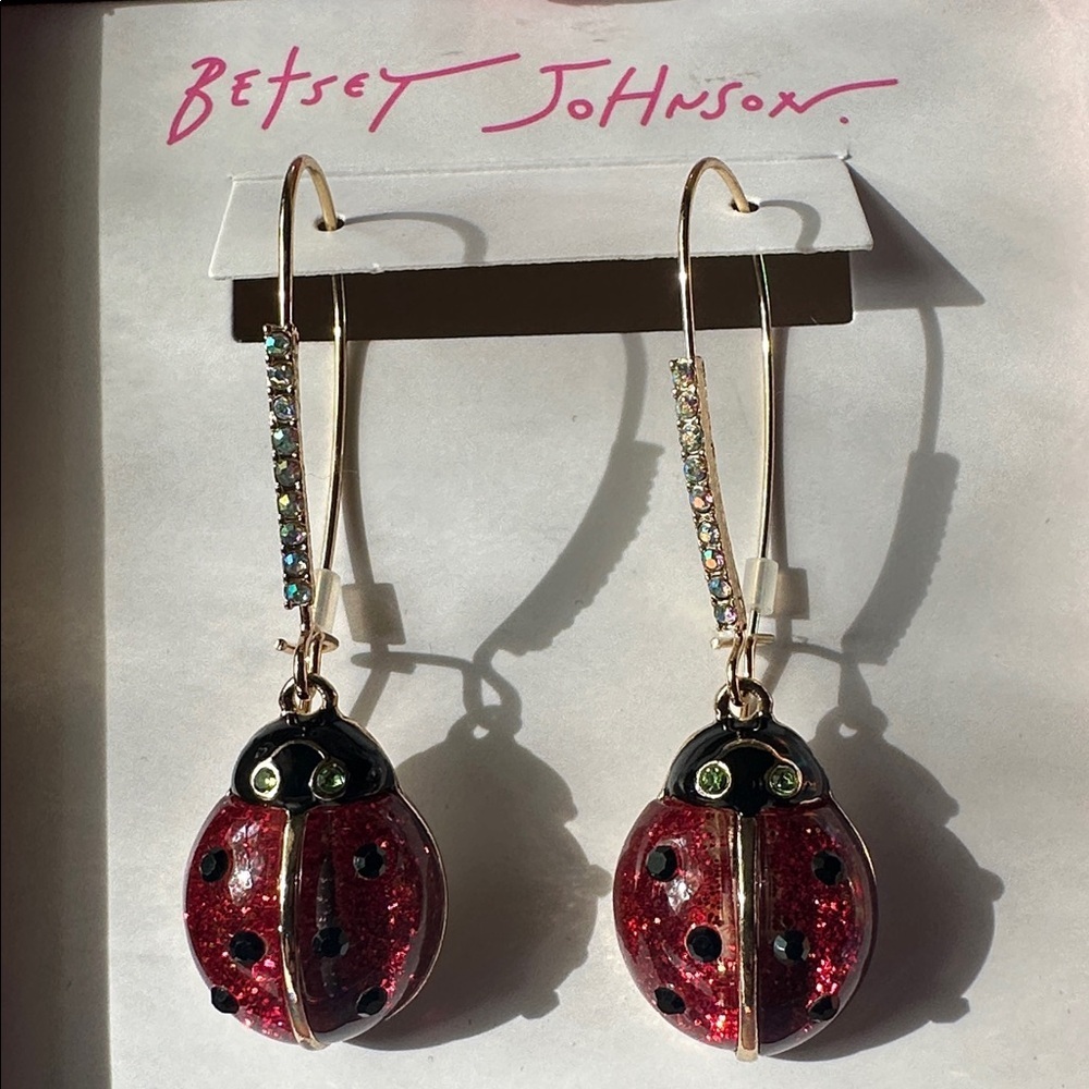 ❤️NWT Betsey Johnson Glitter Red Ladybug Drop Earrings Gold Tone Crystal Sparkle - Picture 3 of 16